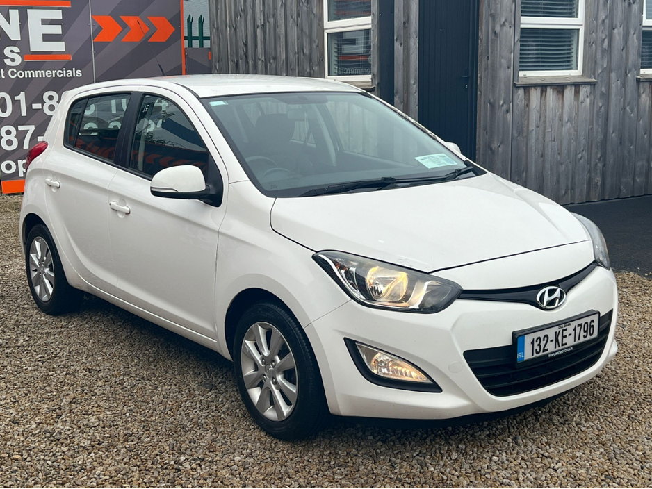 2013 Hyundai i20 - image 4