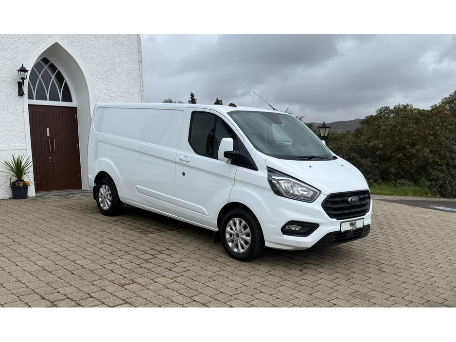 2022 Ford Transit - image 6
