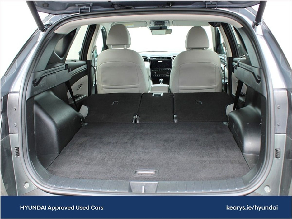 2024 Hyundai Tucson 2WD Executive Plus w 2 Tone Roof €35,297