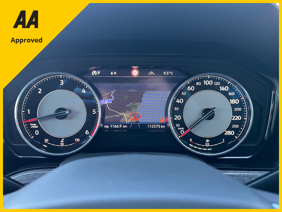 2021 Volkswagen Touareg COMMERCIAL 3.0 TDI 4M 231HP 5 5DR AUTO €49,138