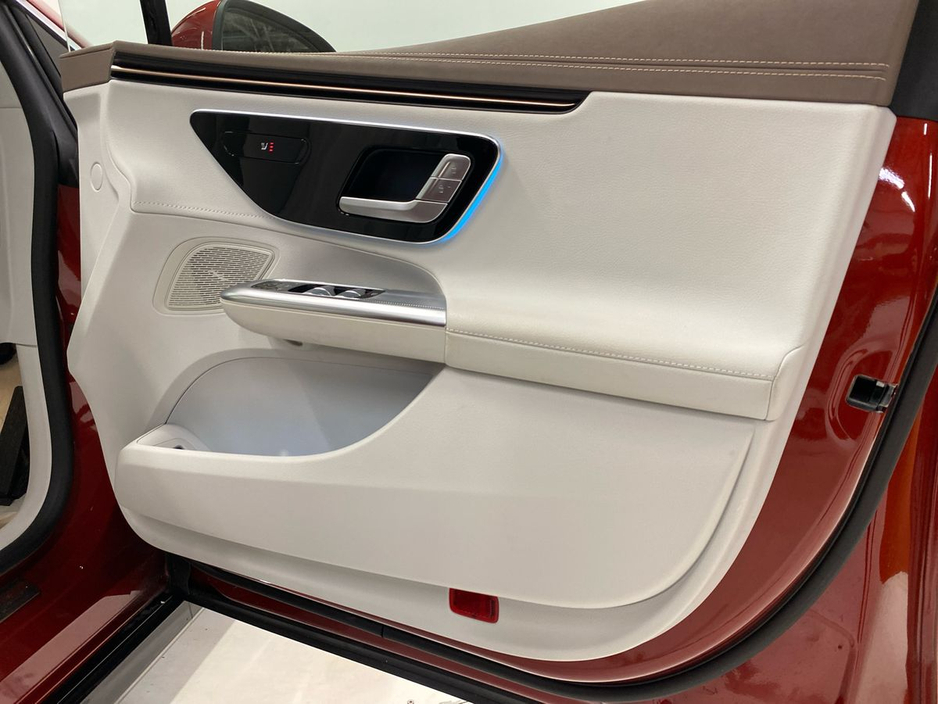 2023 Mercedes-Benz EQE - image 25