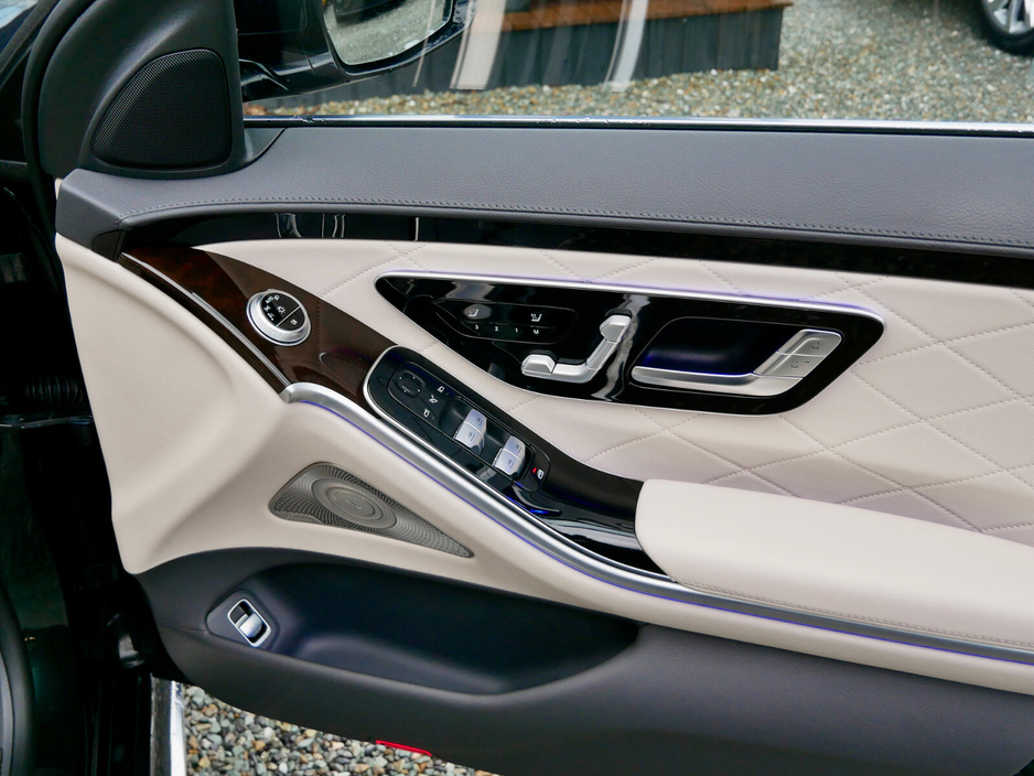 2023 Mercedes-Benz S Class S 580 e LWB 4MATIC AMG Line €99,950