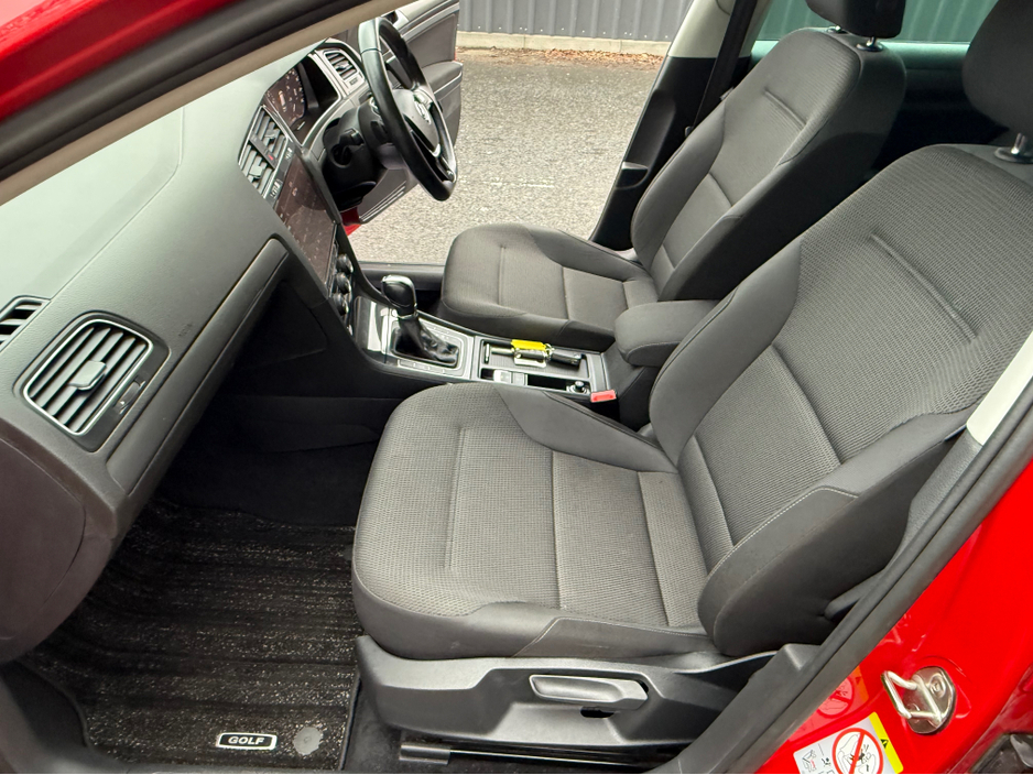 2019 Volkswagen Golf - image 15