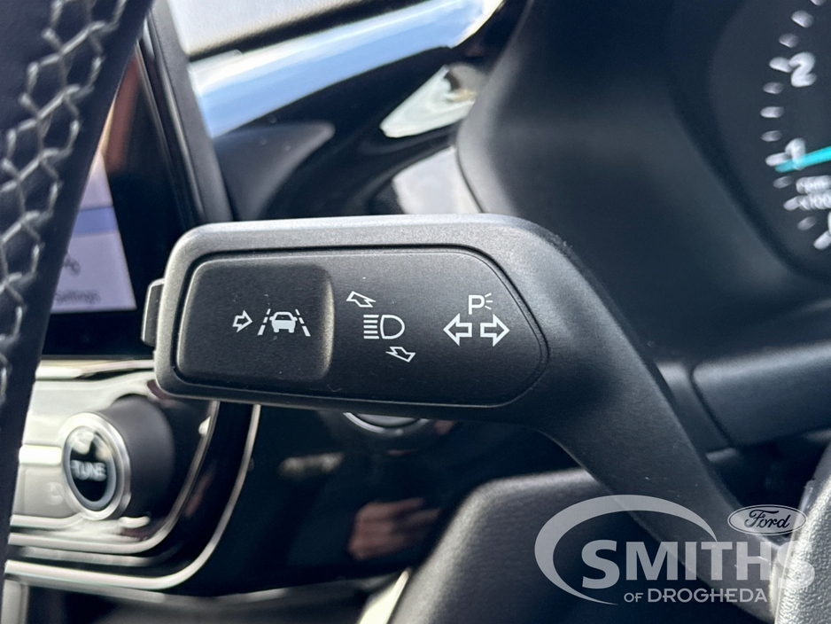 2023 Ford Fiesta - image 29