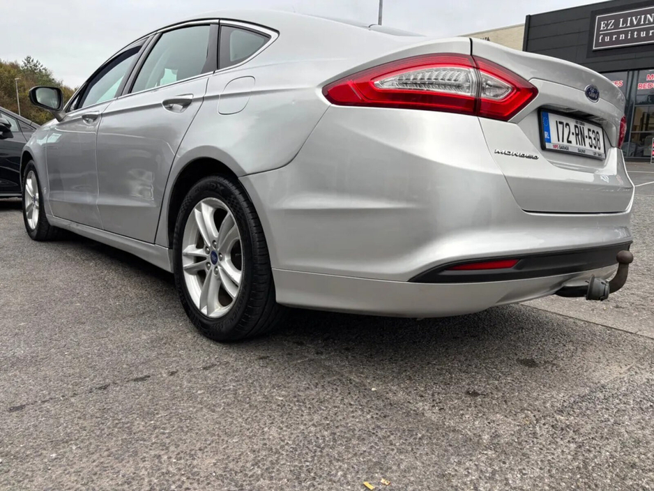 2017 Ford Mondeo - image 13