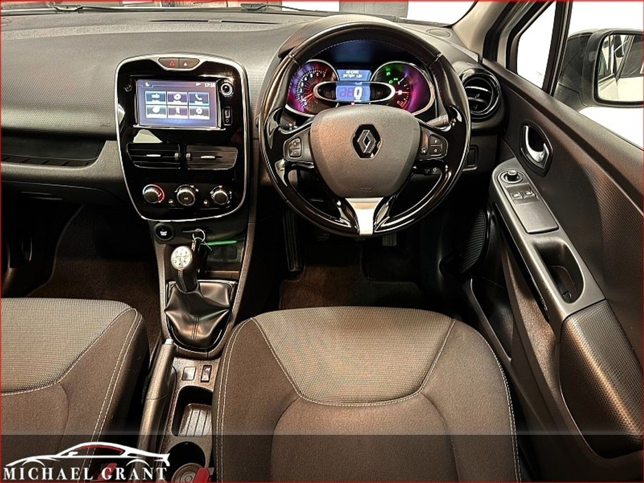 2016 Renault Clio 1.2 PETROL 16V 75 DYNAMIQUE NAV ONLY 71KM IRISH CAR €11,950