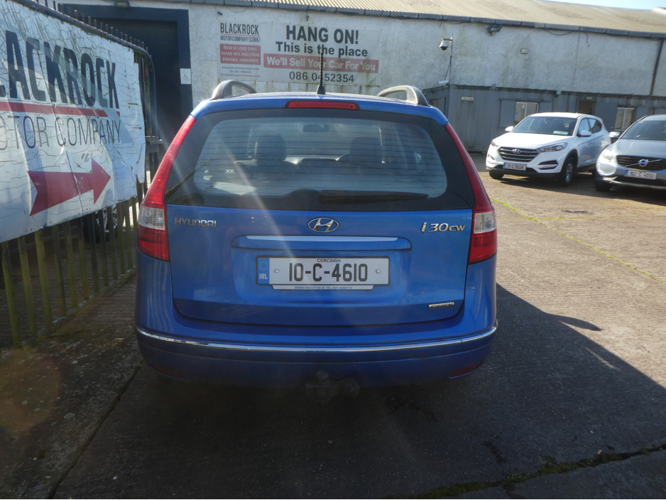 2010 Hyundai i30 - image 11