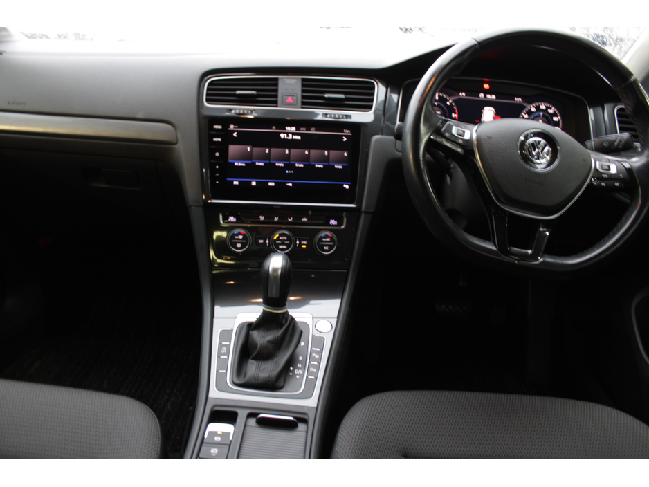 2020 Volkswagen Golf 2.0TDI 150BHP SPORT 5DR HATCHBACK AUTO // 1 OWNER WITH ONLY 82,000 KM'S // BUY WITH CONFIDENCE AA AND SIMI APPROVED DEALER 2026 // FINANCE ARRANGED // ALL TRADE INS WELCOME // €19,950