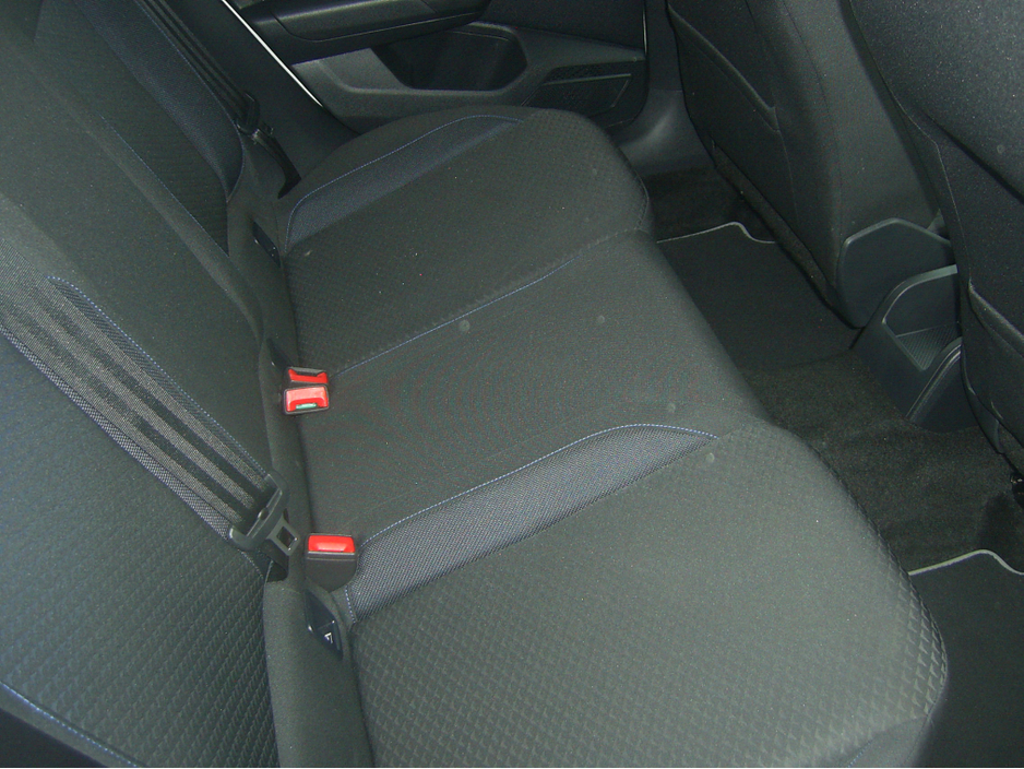 2021 Volkswagen Polo - image 10