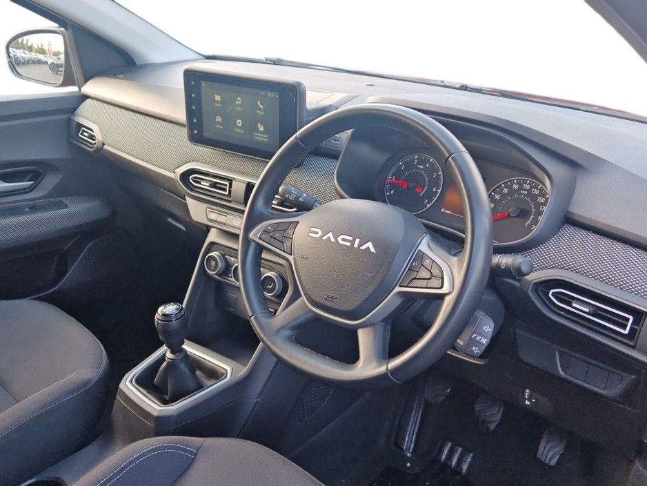 2023 Dacia Jogger - image 5