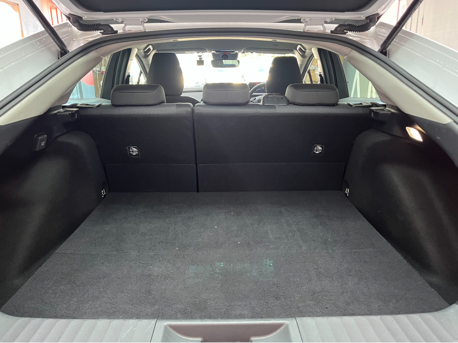 2024 Toyota Prius - image 7