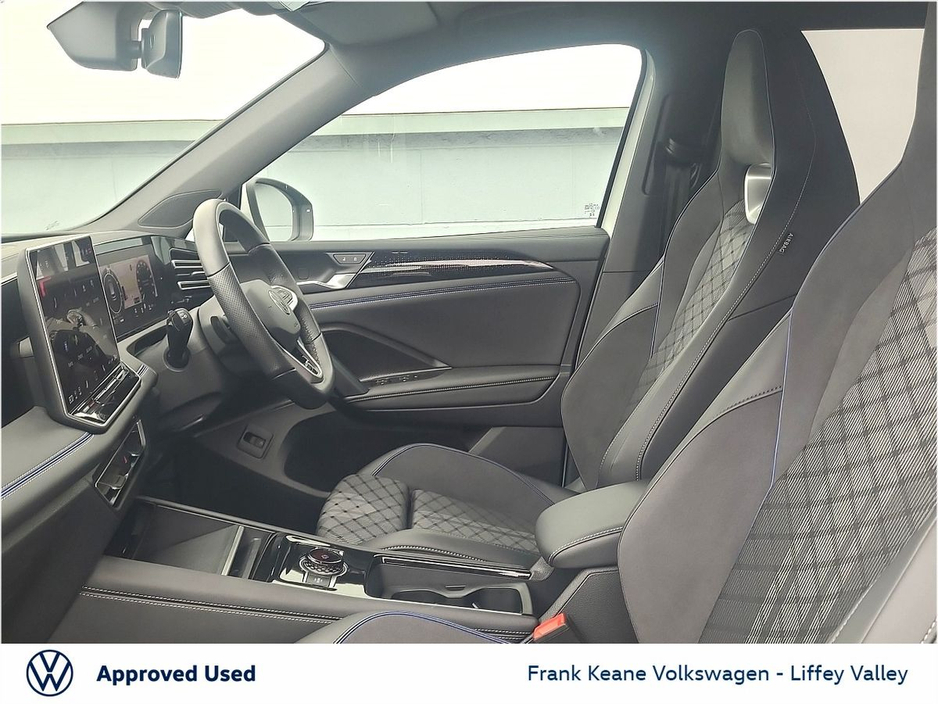 2024 Volkswagen Tiguan R-LINE AUTO 1.5 PHEV 204HP *PLUG IN HYBRID* *UP TO 100KM EV* *PETROL HYBRID* *REAR VIEW CAMERA* *HEATED SEATS* *PCP FINANCE AVAILABLE* €47,995