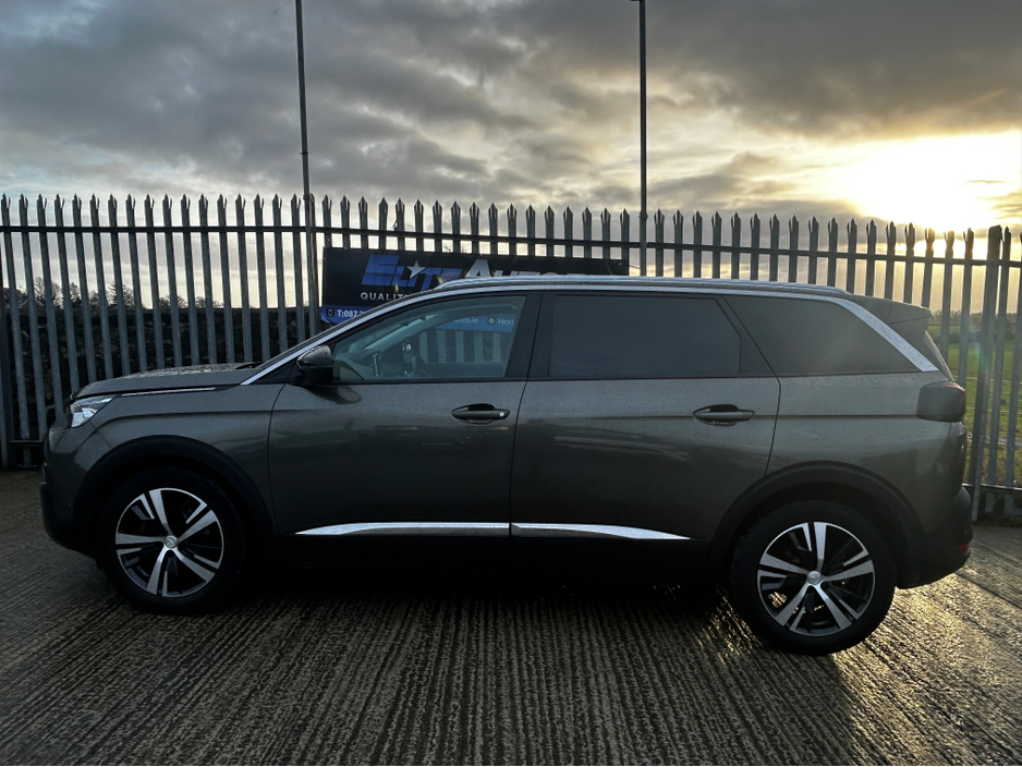 2020 Peugeot 5008 7 seater automatic sunroof high spec €29,995