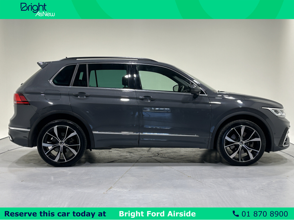 2023 Volkswagen Tiguan - image 7