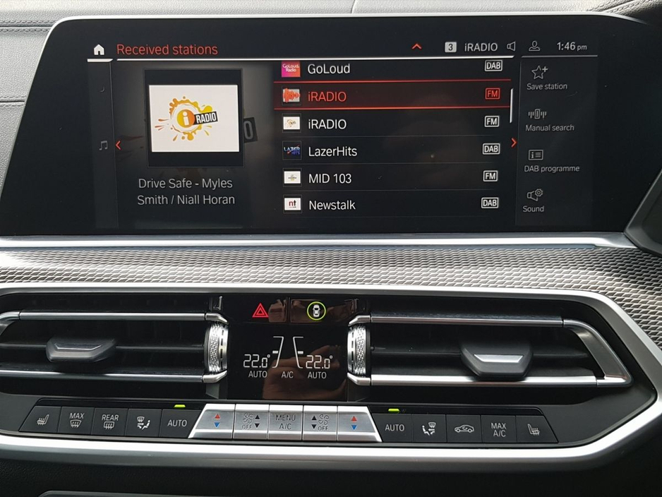 2022 BMW X5 xDrive45e xLine €63,995