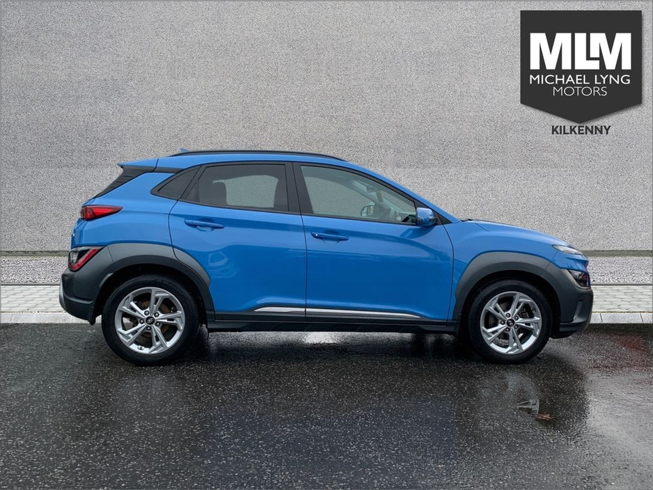2022 Hyundai Kona - image 10