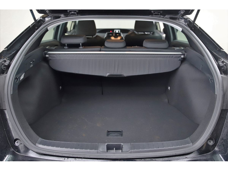 2022 Toyota Prius 1.8 HYBRID *REVERSE CAM*PARK SENSORS*10"ANDROID CAR PLAYER* €24,890