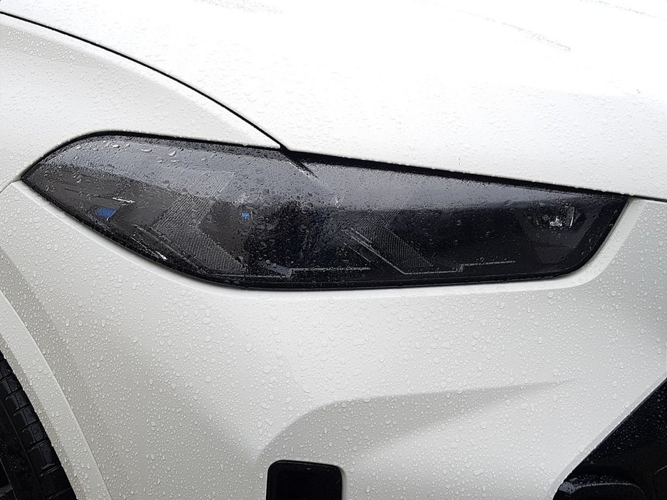 2025 BMW X5 - image 19