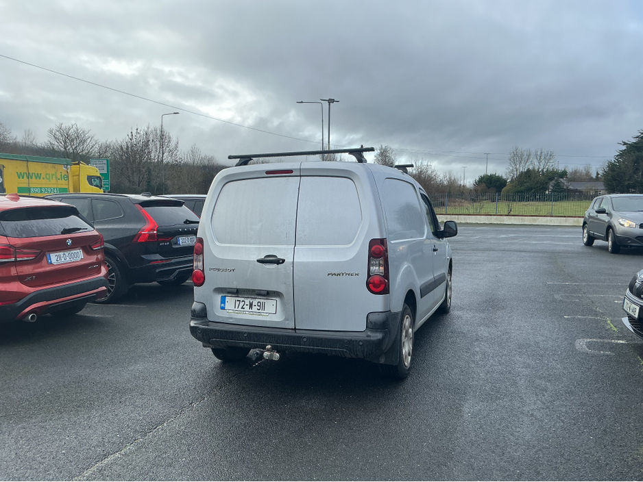 2017 Peugeot Partner PROFESSIONAL 1.6 BLUE HDI 100 €7,495