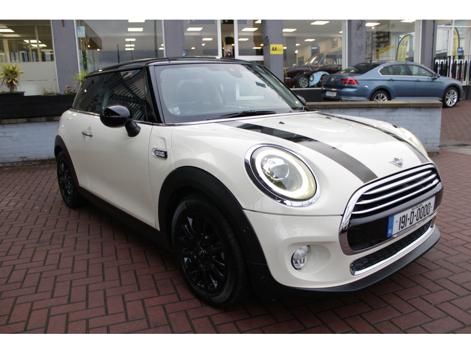2019 MINI Cooper 1/5D COOPER SPORT EDITION WITH ONKLYB 79,000KM'S // WHAT A CAR // HEATED LEATER RECARO TYPE SEATS // WELL WOTH VIEWING // BUY WITH CONFIDENCE AA AND SIMI APPROVED DEALER 2026 // FINANCE ARRNAGED // €17,950