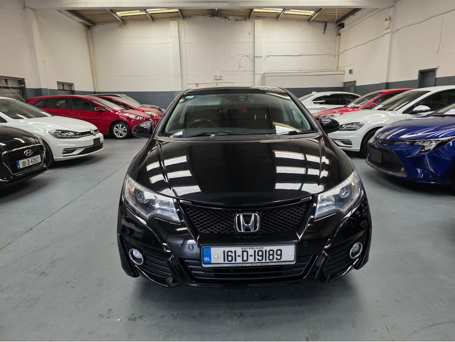 2016 Honda Civic - image 2