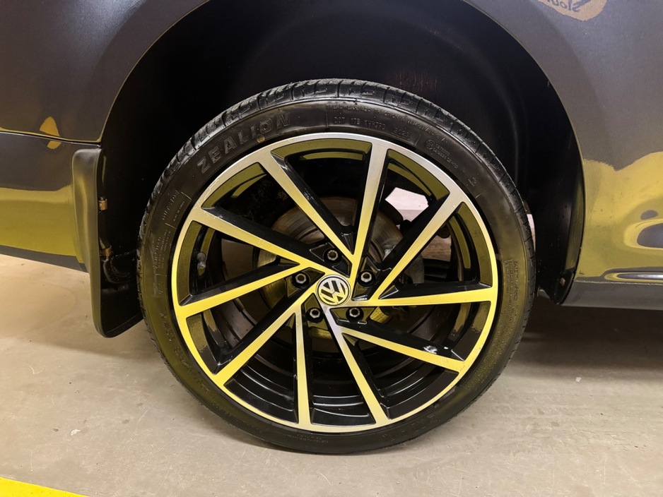 2020 Volkswagen Caddy - image 30