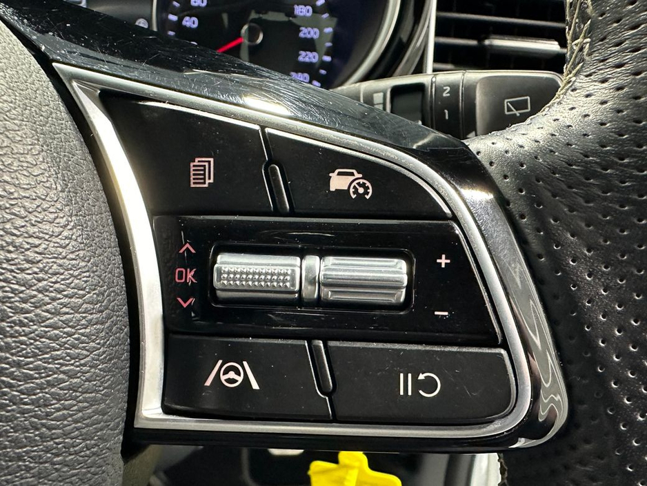 2024 Kia Ceed - image 19