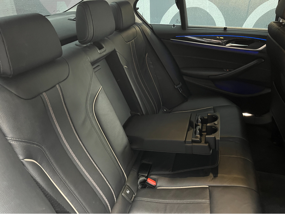 2017 BMW 5 Series ONLY €20950! 2017 BMW 530E LUXURY PERFORMANCE 2.0 AUTOMATIC / CRUISE CONTROL / 360° PARKING CAMERA / ELECTRIC MEMORY & HEATED SEATS / AMBIENT LIGHTS / HEATED REAR SEATS €20,950