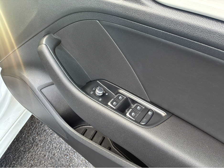 2018 Audi A3 Saloon ( 182 REG SALOON 1.4 S LINE EDITION PACK VIRTUAL COCKPIT - NAVIGATION -CARPLAY ANDROID AUTO LEATHER PACK - REVERSING CAMERA / PARKING SENSORS - DRIVE MODE €22,950