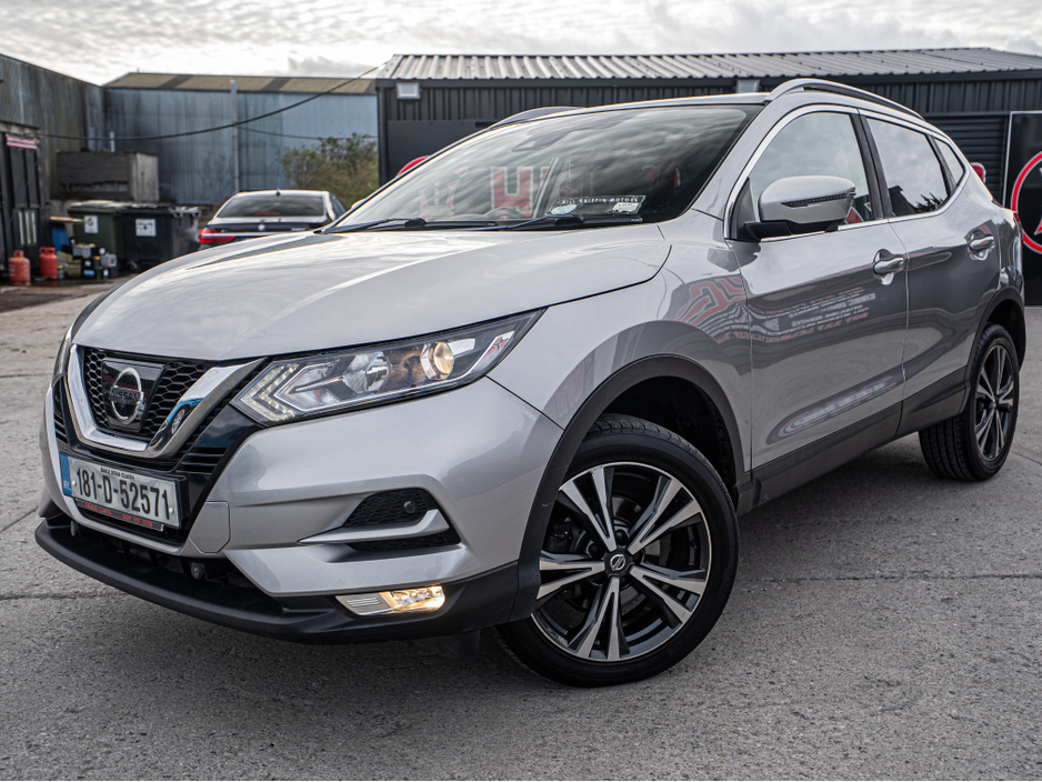 2018 Nissan Qashqai - image 3