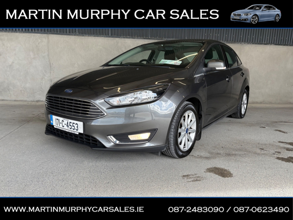 2017 Ford Focus - image 6