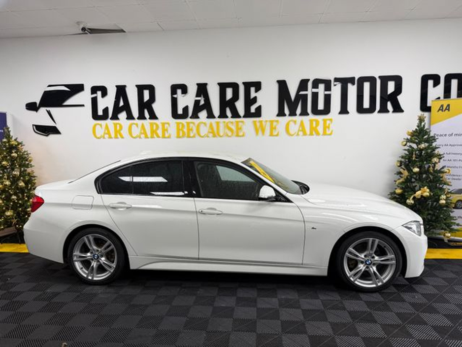 2016 BMW 3 Series 2016 320i M-Sport Automatic €19,777