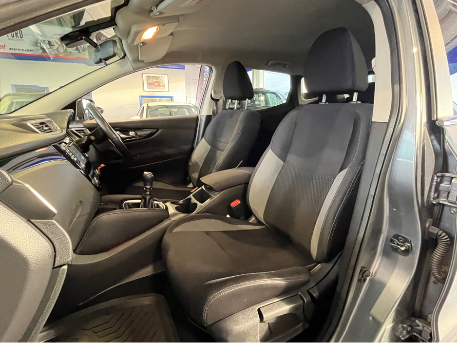 2017 Nissan Qashqai - image 11