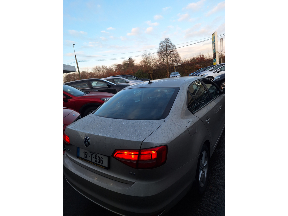 2015 Volkswagen Jetta CL 2.0 TDI MANUAL 5SPEED 110HP 4DR €9,995