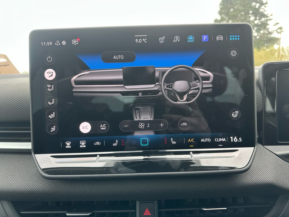 2026 Volkswagen T-Roc - image 17