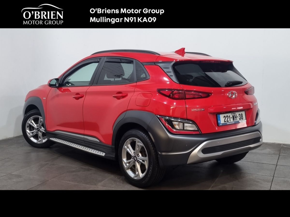 2022 Hyundai Kona - image 3