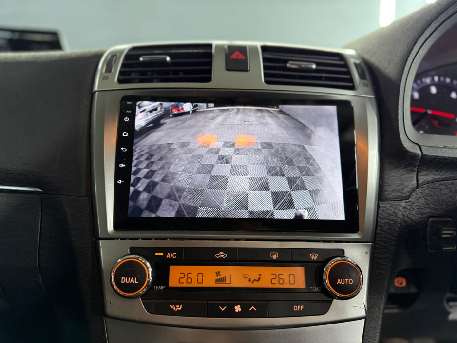 2013 Toyota Avensis 2.0 D-4D 125 BHP Terra €6,500