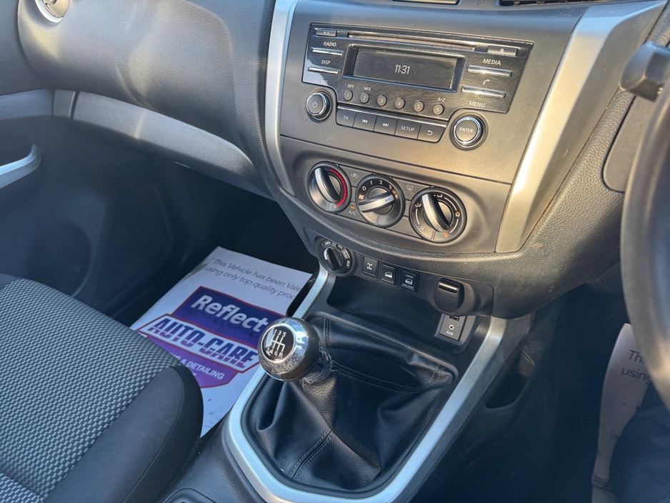 2017 Nissan Navara *NO VAT* 2.3L XE DOUBLE CAB €14,999