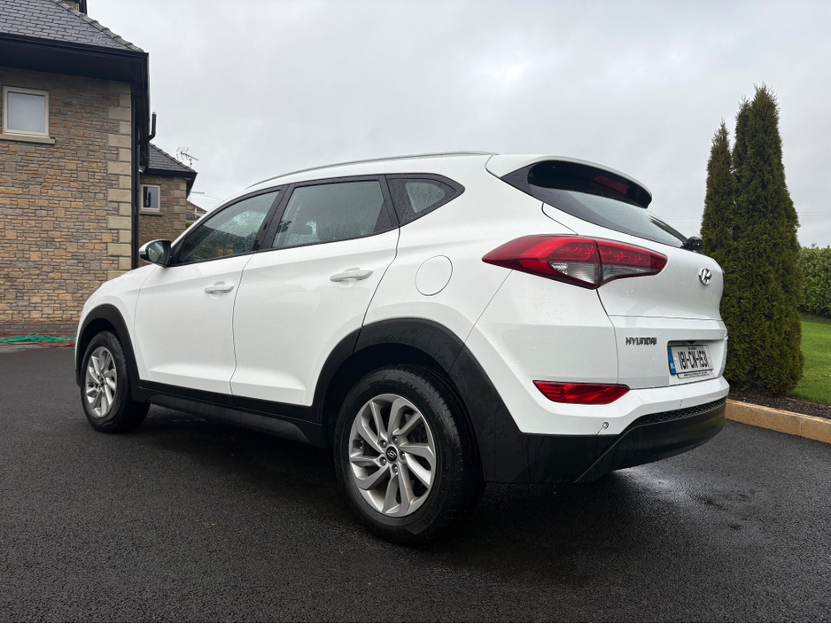 2018 Hyundai Tucson - image 3
