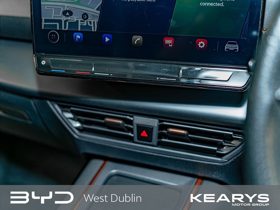 2022 Cupra Born - image 25