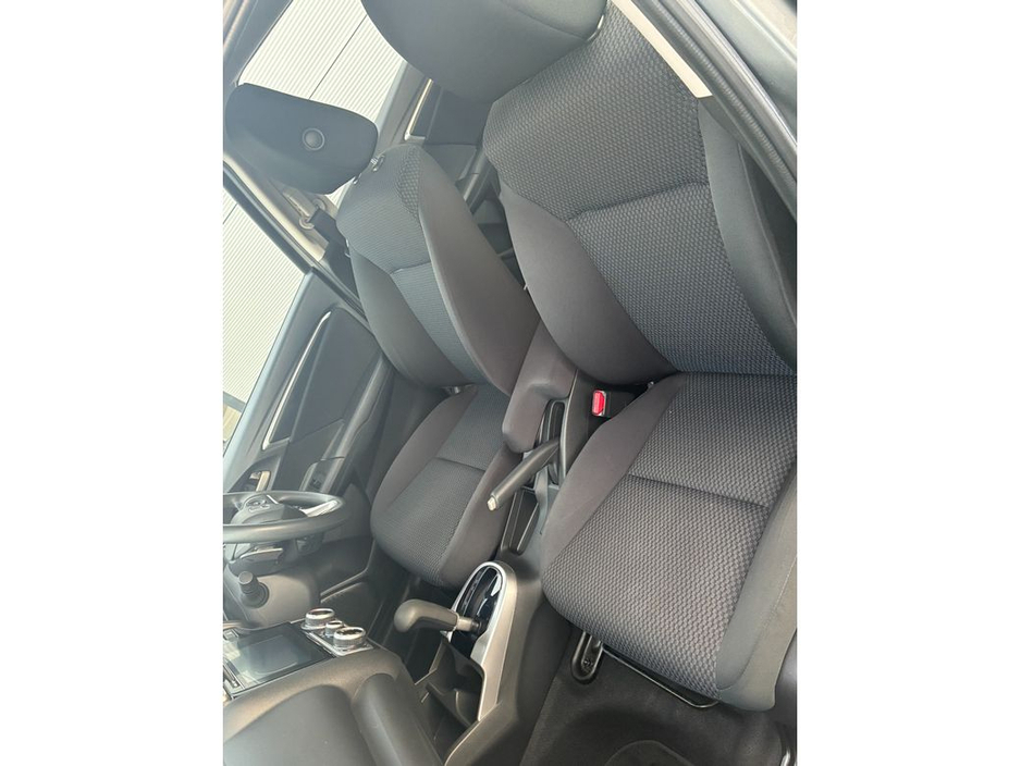 2020 Honda Jazz - image 24