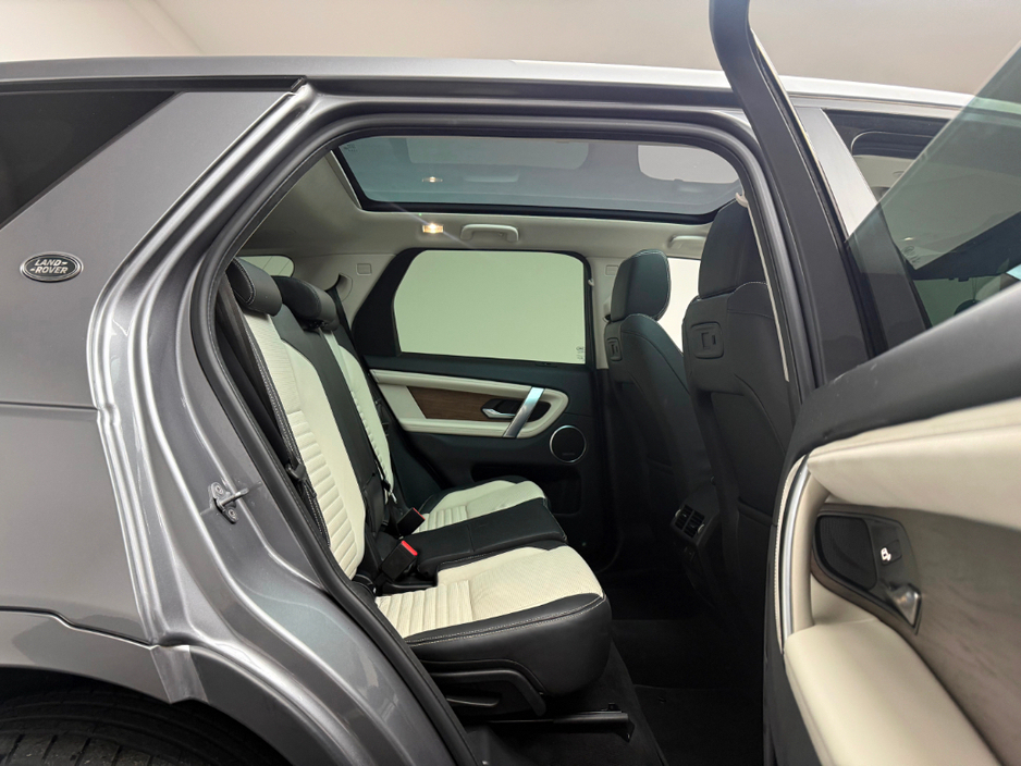 2021 Land Rover Discovery Sport HSE R-DYNAMIC 1.5 P300E *PAN ROOF* €37,990