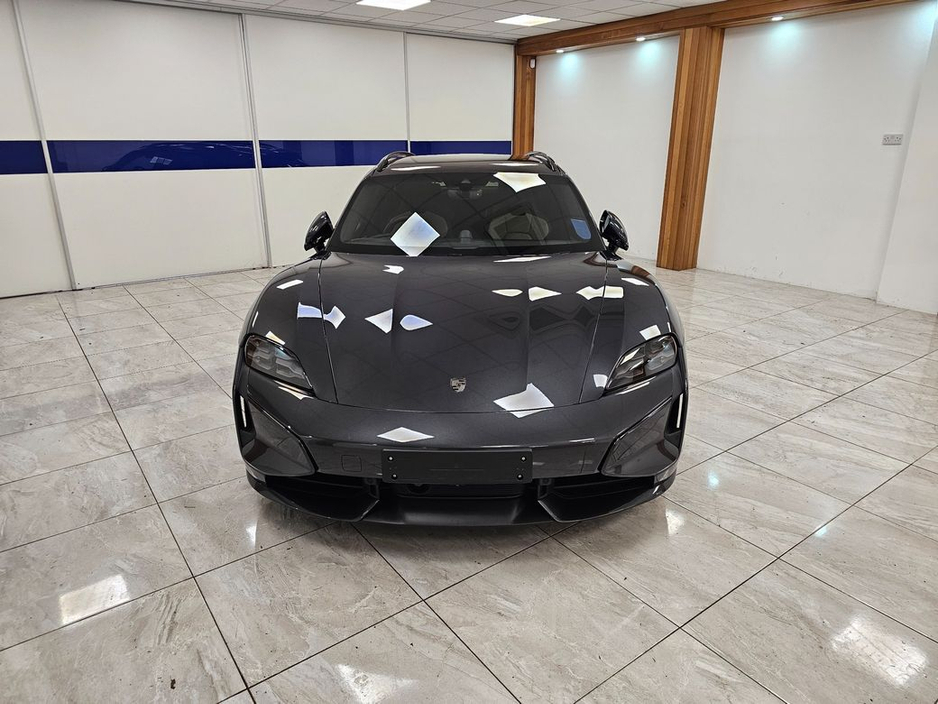 2025 Porsche Taycan - image 8