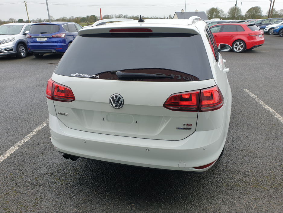 2014 Volkswagen Golf - image 5