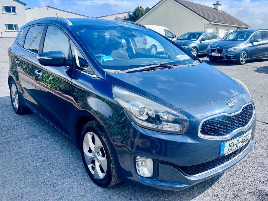 2015 Kia Carens - image 6