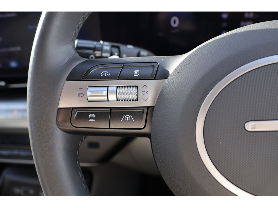 2025 Hyundai Kona - image 10