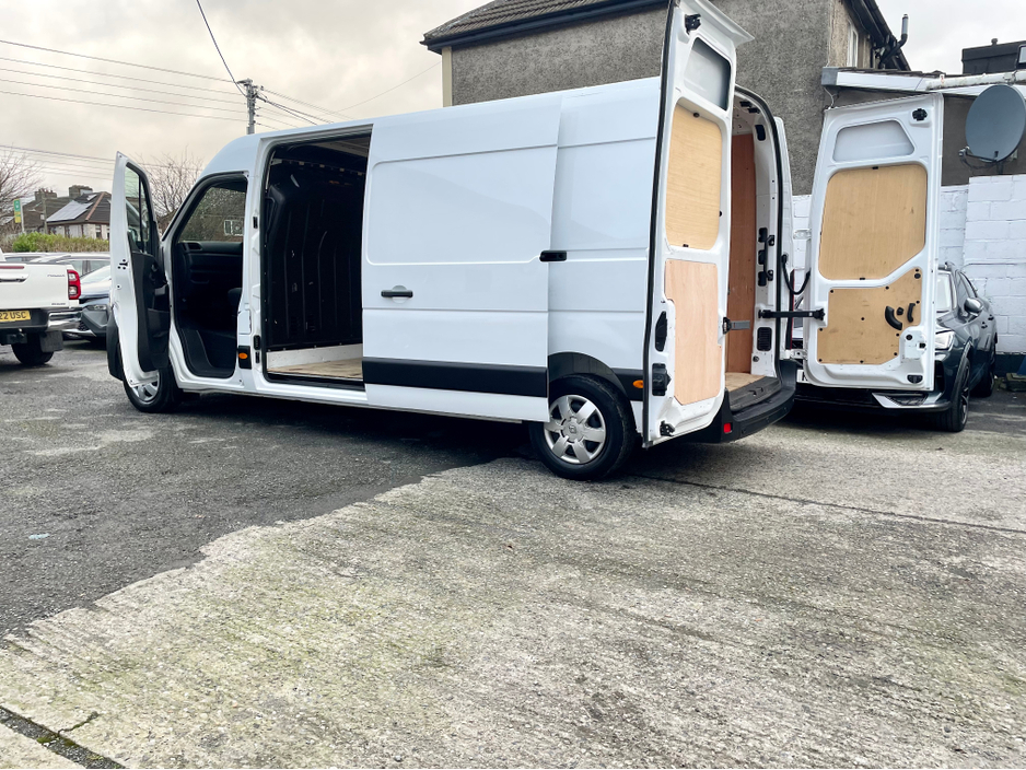 2023 Renault Master LM35 BUSINESS+ 2.3 BLUE DCI 135PS LWB €20,000
