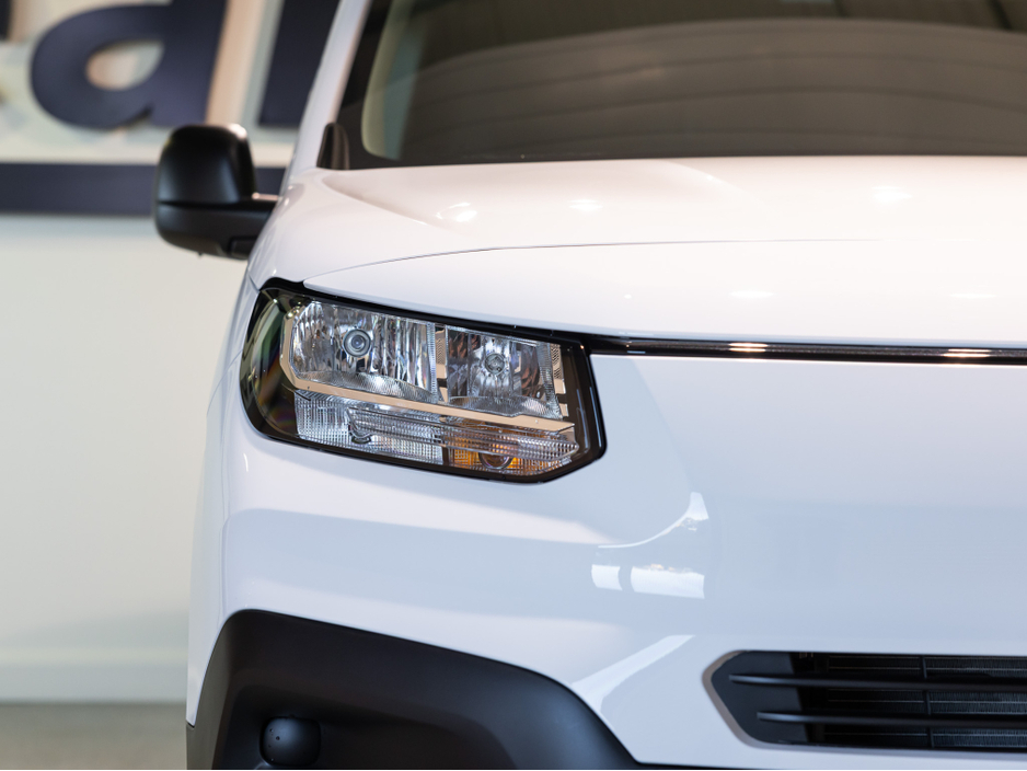 2026 Fiat Doblo - image 8