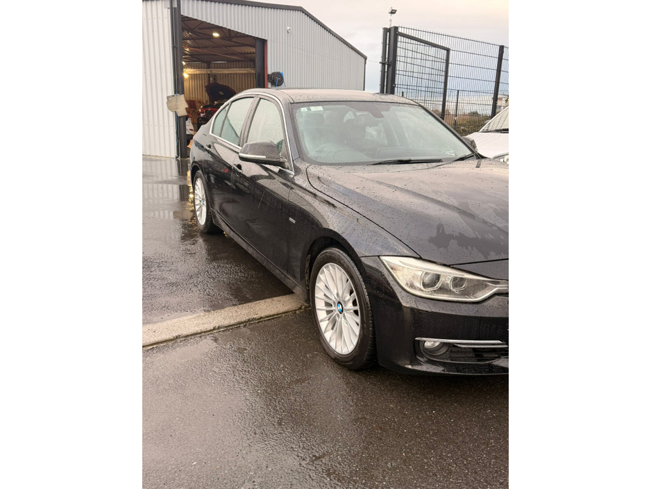 2012 BMW 3 Series  €11,500