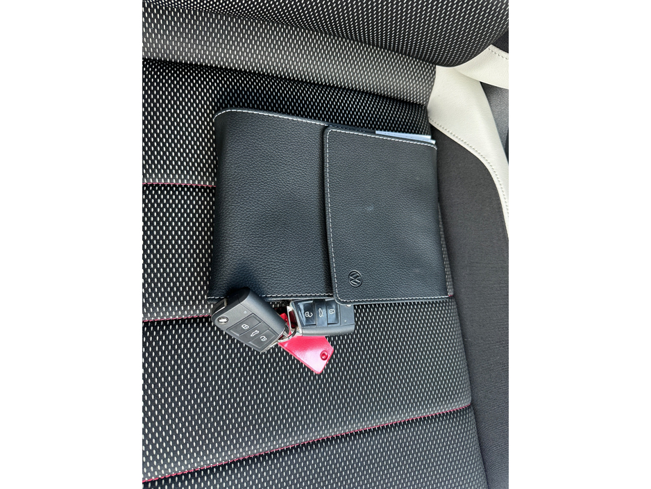 2019 Volkswagen T-Roc - image 17